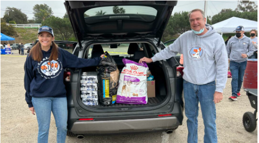 Local non-profit collects donations for pet food and animal health services